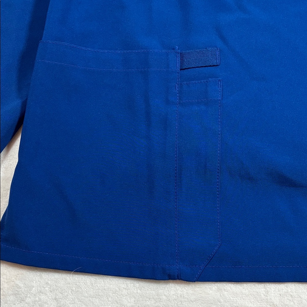Dickies Blue V-Neck Scrub Top and Pants Set EDS Collection - Picture 2 of 11